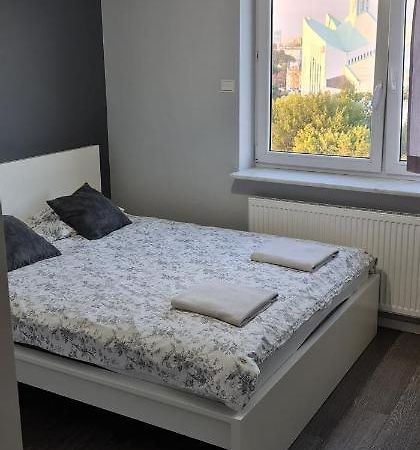 Апартаменты Pokoje Zeromskiego 1B Белосток Экстерьер фото